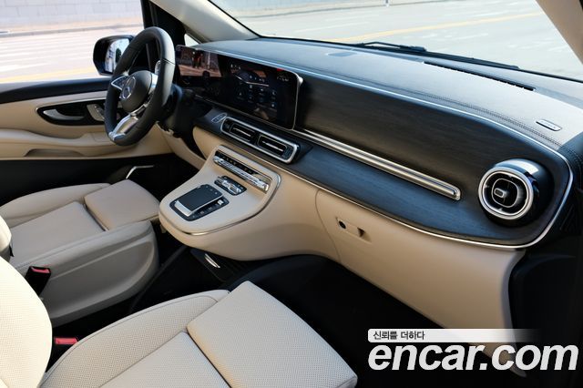Mercedes-Benz V-Class V300 CDI W447 2025 — фото 17