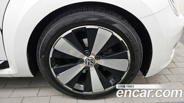 Volkswagen Beetle 2.0 TDI Premium 3rd 2013 — фото 5