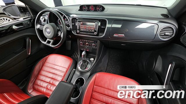 Volkswagen Beetle 2.0 TDI Premium 3rd 2013 — фото 7