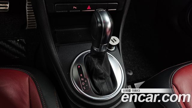Volkswagen Beetle 2.0 TDI Premium 3rd 2013 — фото 9