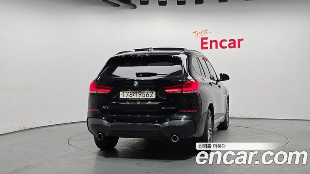 BMW X1 (F48) xDrive 20i M Sport 2022 — фото 4