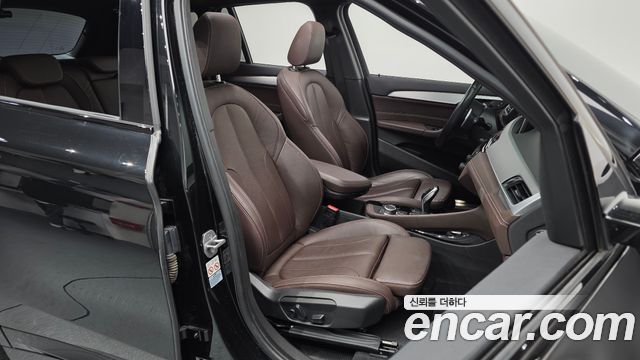 BMW X1 (F48) xDrive 20i M Sport 2022 — фото 10