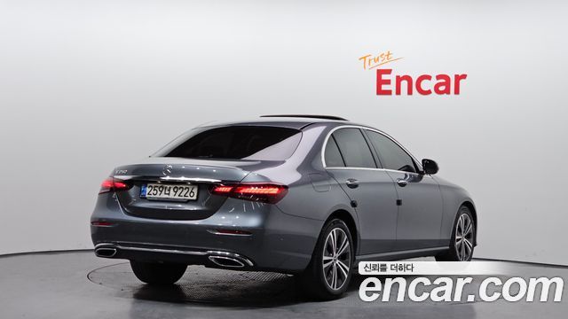 Mercedes-Benz E-Class (W213) E250 Avantgarde 2021 — фото 2