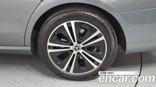 Mercedes-Benz E-Class (W213) E250 Avantgarde 2021 — фото 5