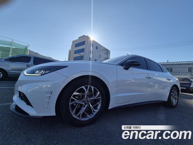 Hyundai Sonata (DN8) 2.0 Premium Plus 2022 — фото 4