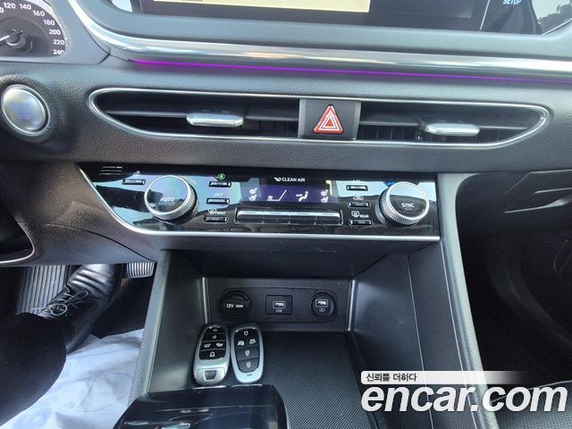 Hyundai Sonata (DN8) 2.0 Premium Plus 2022 — фото 16