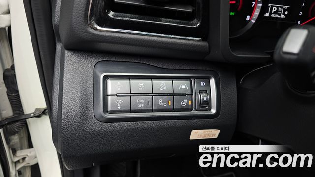 KG Mobility (SsangYong) Tivoli Air 1.5 A3 2WD 2022 — фото 13