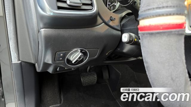 Infiniti QX30 2.0 Essential AWD 2019 — фото 15