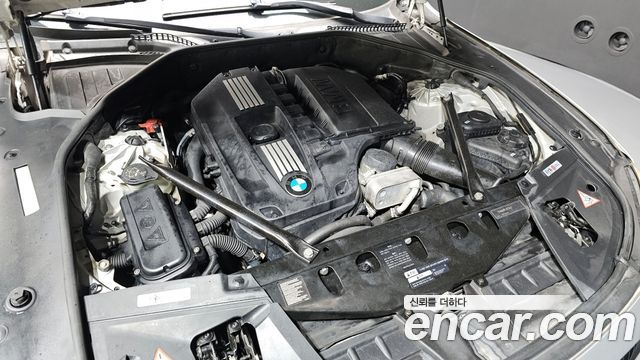 BMW 7 Series (F01) 740Li 2011 — фото 6