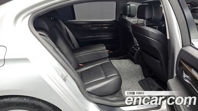 BMW 7 Series (F01) 740Li 2011 — фото 12
