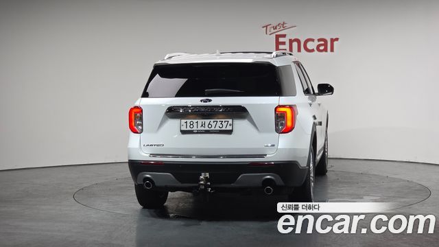 Ford Explorer (VI) 2.3 LimIted 4WD 2020 — фото 4
