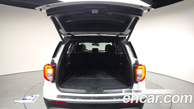 Ford Explorer (VI) 2.3 LimIted 4WD 2020 — фото 20