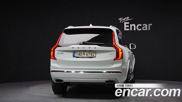 Volvo XC90 (II) T8 Inscription Hybird 2021 — фото 4