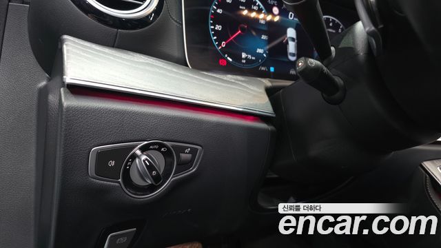 Mercedes-Benz E-Class (W213) E350 4MATIC Avantgarde 2022 — фото 22