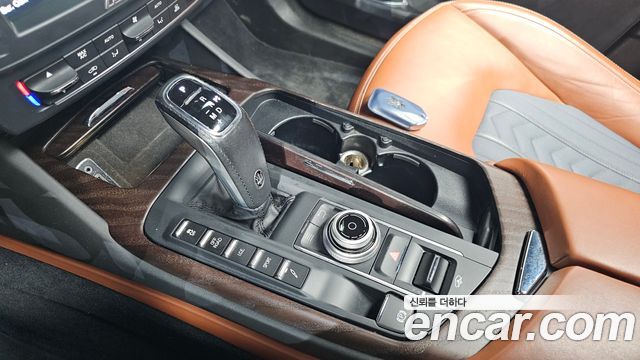 Maserati Levante 3.0 AWD GranLusso 2019 — фото 9