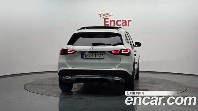 Mercedes-Benz GLA-Class (H247) GLA220 2021 — фото 4