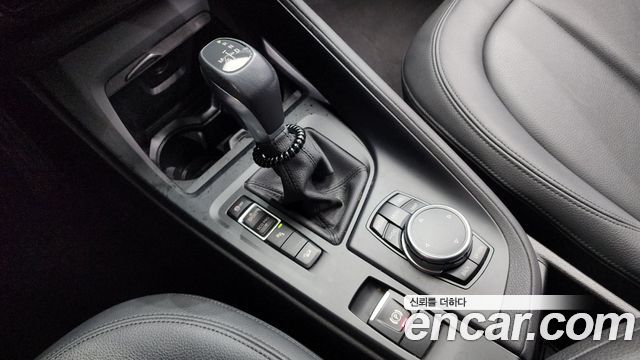 BMW X1 (F48) xDrive 20d 2016 — фото 9