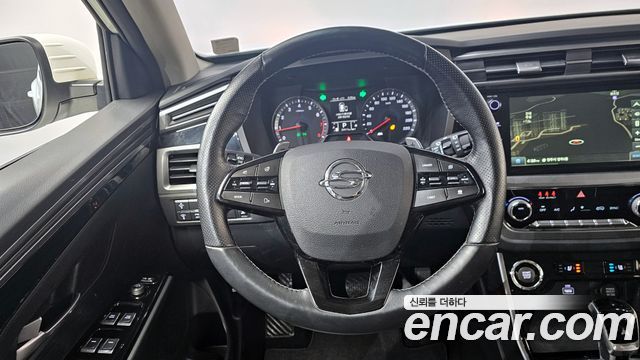 KG Mobility (SsangYong) Beautiful Korando Gasoline 1.5 2WD C5 Plus 2022 — фото 13