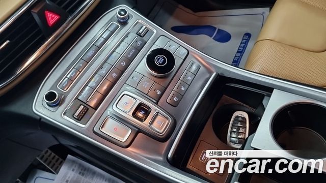 Hyundai Santa Fe Diesel 2.2 2WD Calligraphy 2021 — фото 9