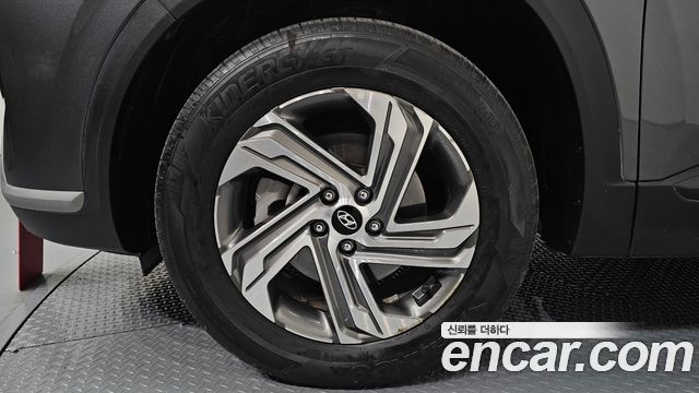 Hyundai Santa Fe Diesel 2.2 4WD Exclusive 2023 — фото 5