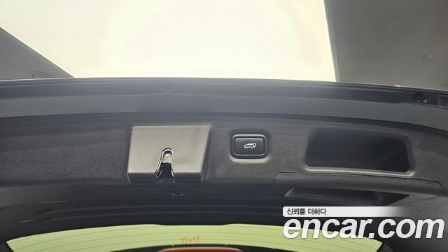 Hyundai Santa Fe Diesel 2.2 4WD Exclusive 2023 — фото 20
