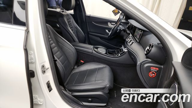 Mercedes-Benz E-Class (W213) E250 Avantgarde 2022 — фото 11