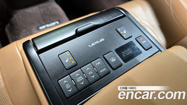 Lexus ES300h (VII) Luxury Plus 2019 — фото 18