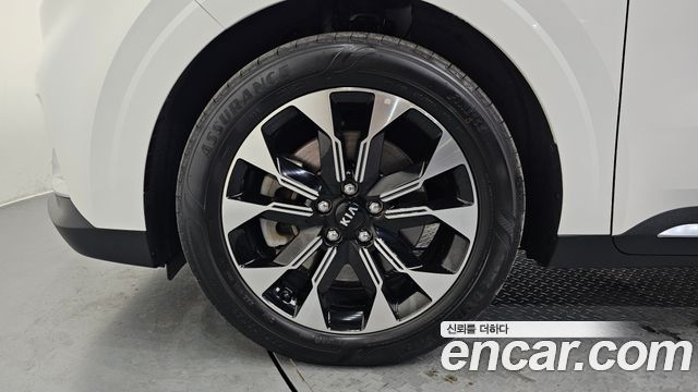 Kia Carnival (IV) Diesel 9-Seater Signature 2021 — фото 5