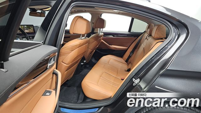 BMW 5 Series (G30) 520i Luxury 2021 — фото 11