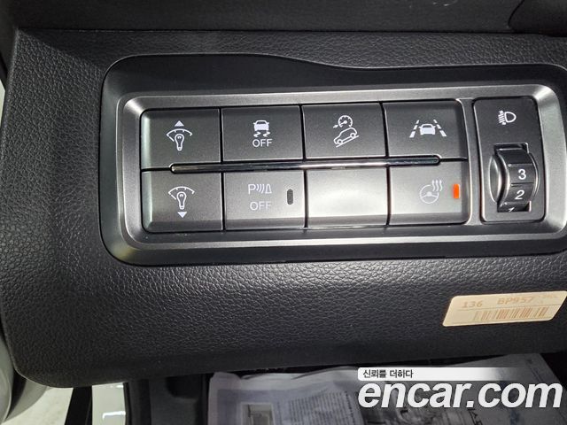 KG Mobility (SsangYong) Very New Tivoli Gasoline 1.5 2WD V3 2022 — фото 17