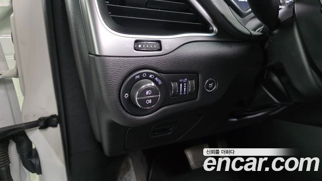 Jeep Cherokee (KL) 2.4 Longitude High AWD 2019 — фото 18