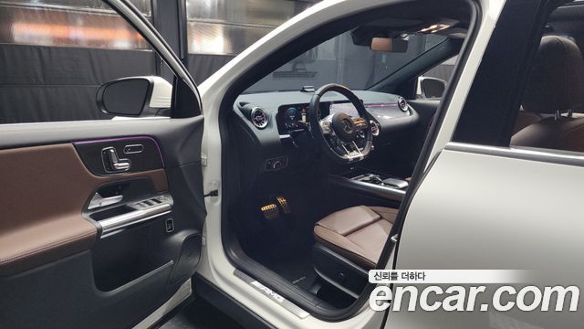 Mercedes-Benz GLA-Class (H247) GLA45 AMG 4MATIC+ 2022 — фото 10