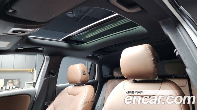 Mercedes-Benz GLA-Class (H247) GLA45 AMG 4MATIC+ 2022 — фото 19