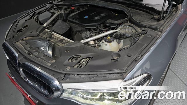 BMW 5 Series (G30) 520d xDrive M Sport Package Plus 2019 — фото 6