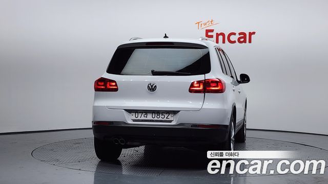 Volkswagen Tiguan 2.0 TDI  Premium 5N 2016 — фото 4