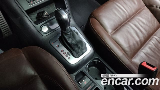 Volkswagen Tiguan 2.0 TDI  Premium 5N 2016 — фото 9
