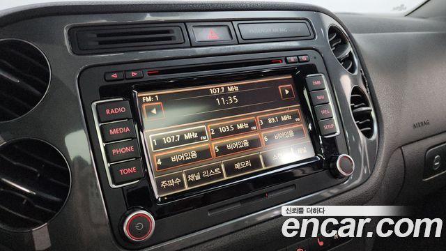 Volkswagen Tiguan 2.0 TDI  Premium 5N 2016 — фото 14