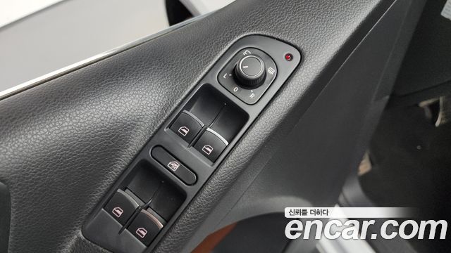 Volkswagen Tiguan 2.0 TDI  Premium 5N 2016 — фото 19