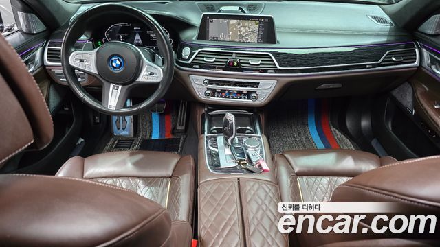 BMW 7 Series (G11) 745Le iPerformance M Sport 2022 — фото 7