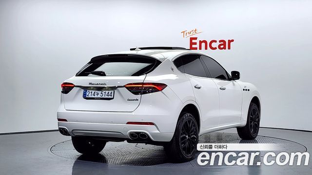 Maserati Levante 2.0 GT AWD 2022 — фото 2