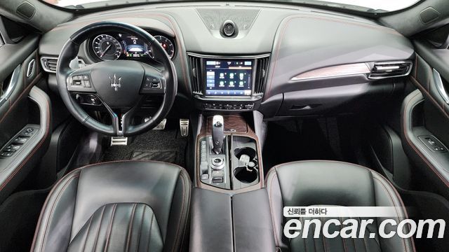 Maserati Levante 2.0 GT AWD 2022 — фото 7