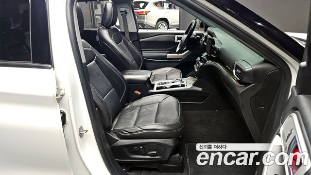 Ford Explorer (VI) 2.3 LimIted 4WD 2021 — фото 10