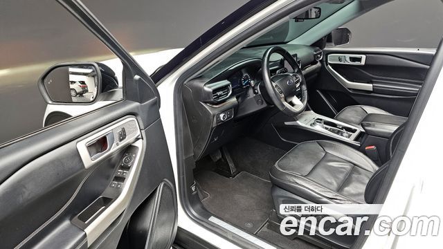 Ford Explorer (VI) 2.3 LimIted 4WD 2021 — фото 16
