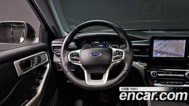 Ford Explorer (VI) 2.3 LimIted 4WD 2021 — фото 17