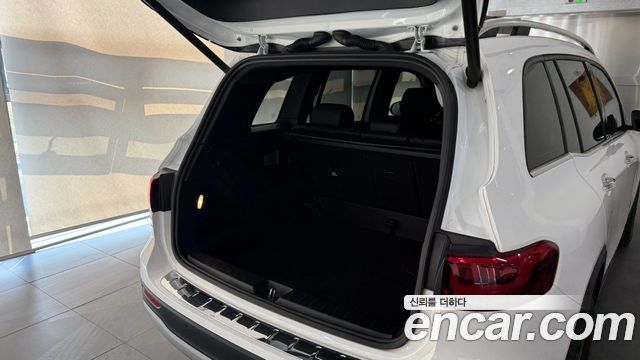 Mercedes-Benz GLB-Class (X247) GLB200 d 2021 — фото 8