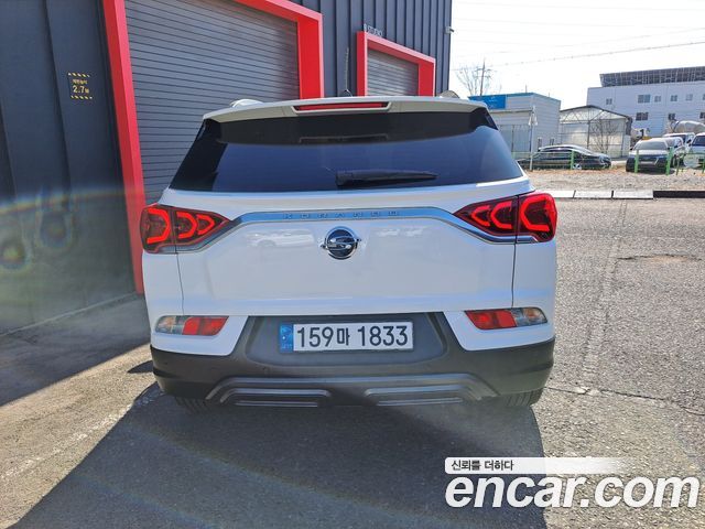 KG Mobility (SsangYong) Beautiful Korando Gasoline 1.5 2WD C5 Plus 2023 — фото 4