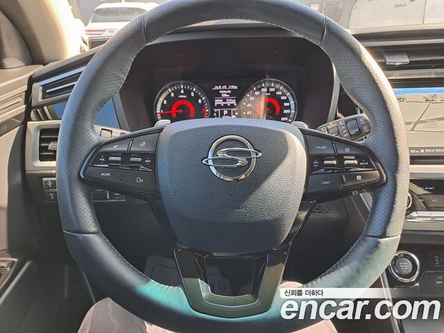 KG Mobility (SsangYong) Beautiful Korando Gasoline 1.5 2WD C5 Plus 2023 — фото 20
