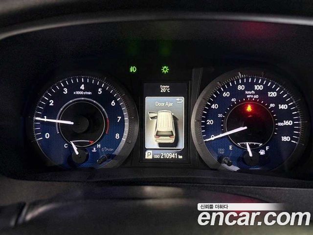 Toyota Sienna 3.5 AWD 2017 — фото 18