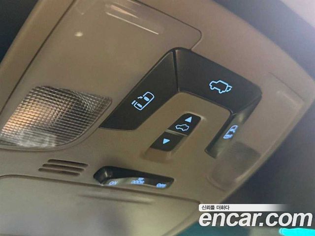 Toyota Sienna 3.5 AWD 2017 — фото 24