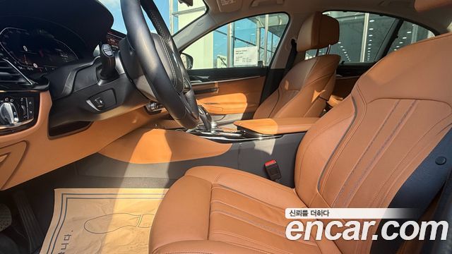 BMW 5 Series (G30) 520i Luxury 2023 — фото 10